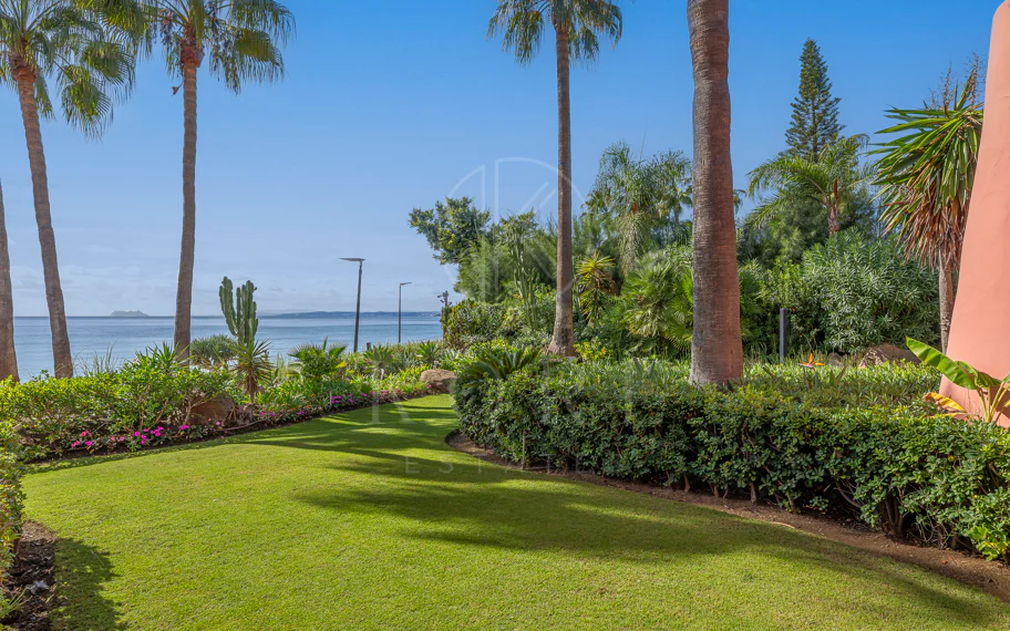 Apartamento Planta Baja con Vistas al Mar, Cabo Bermejo