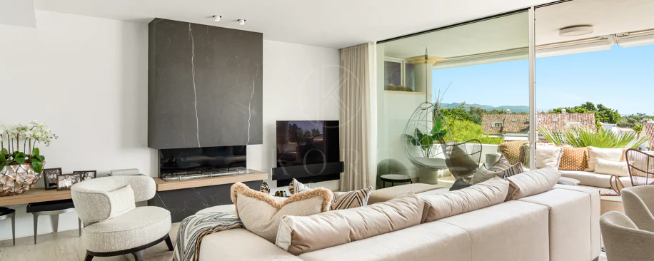 Ático Dúplex Reformado en Monte Paraíso, Milla de Oro de Marbella