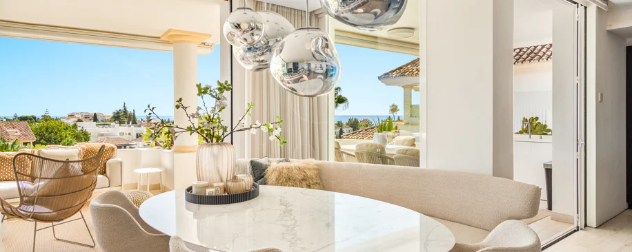 Ático Dúplex Reformado en Monte Paraíso, Milla de Oro de Marbella
