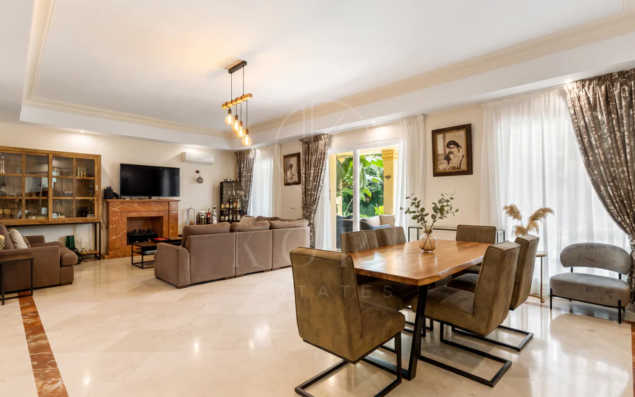 Elegante Villa En Venta en Nueva Andalucia, Marbella