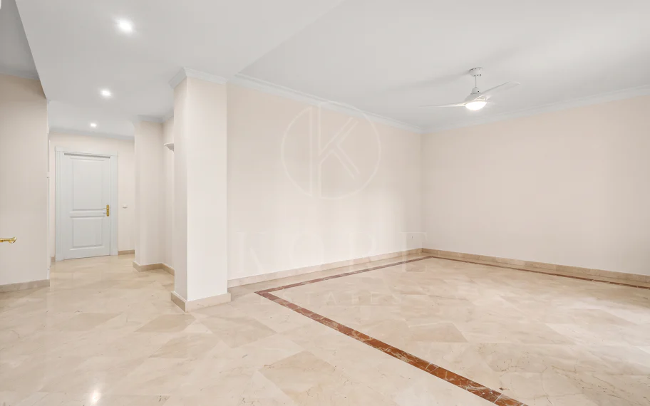 Elegante Villa En Venta en Nueva Andalucia, Marbella