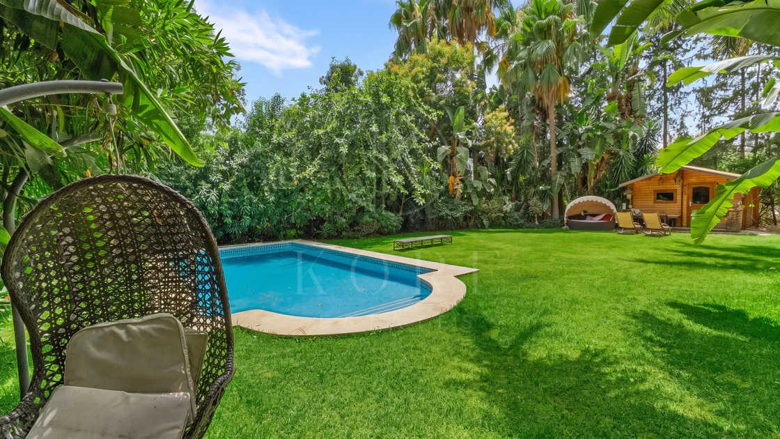 Elegant Villa For Sale in Nueva Andalucia, Marbella