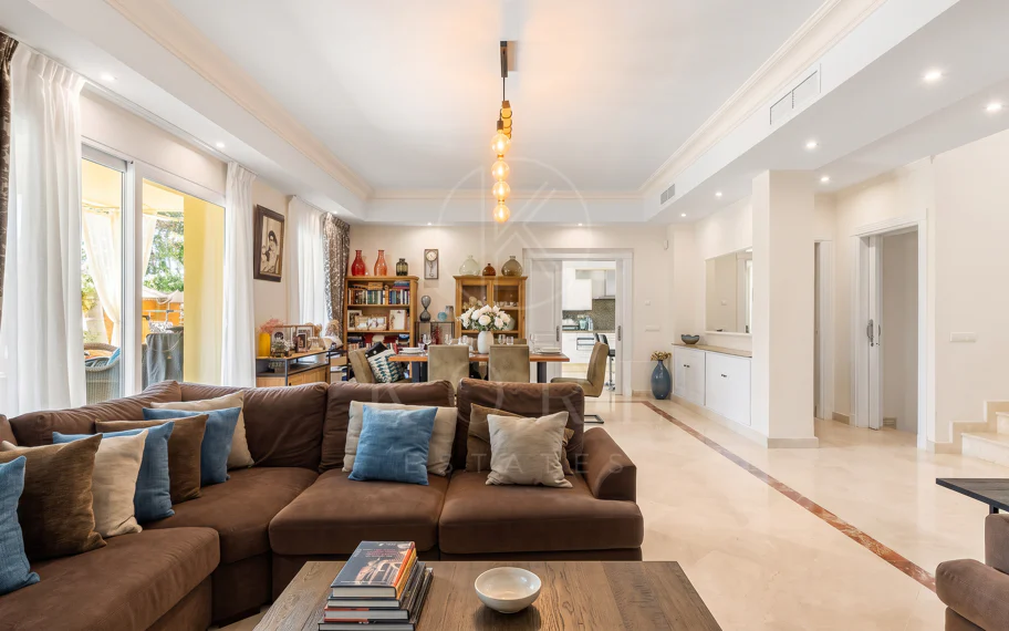 Elegante Villa En Venta en Nueva Andalucia, Marbella