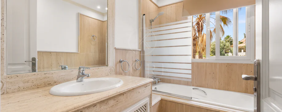 Elegant Villa For Sale in Nueva Andalucia, Marbella