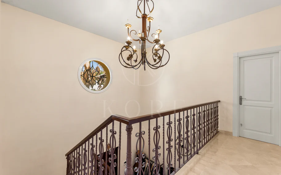 Elegante Villa En Venta en Nueva Andalucia, Marbella