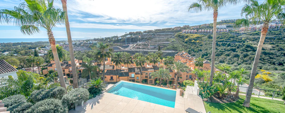 Villa con vistas al mar en La Alquería, Benahavís