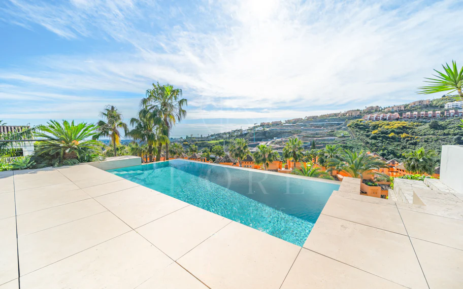 Villa con vistas al mar en La Alquería, Benahavís