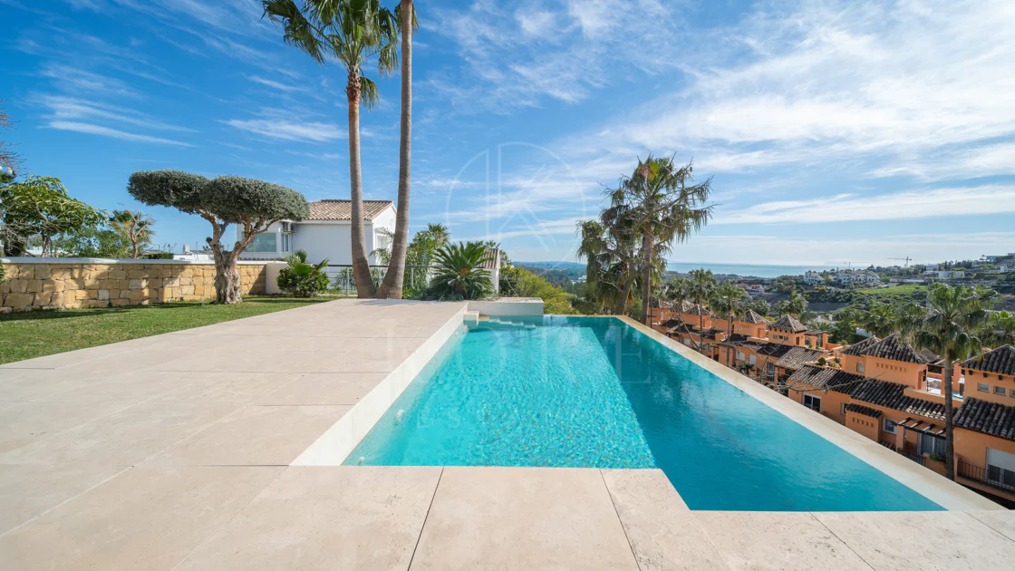 Villa con vistas al mar en La Alquería, Benahavís