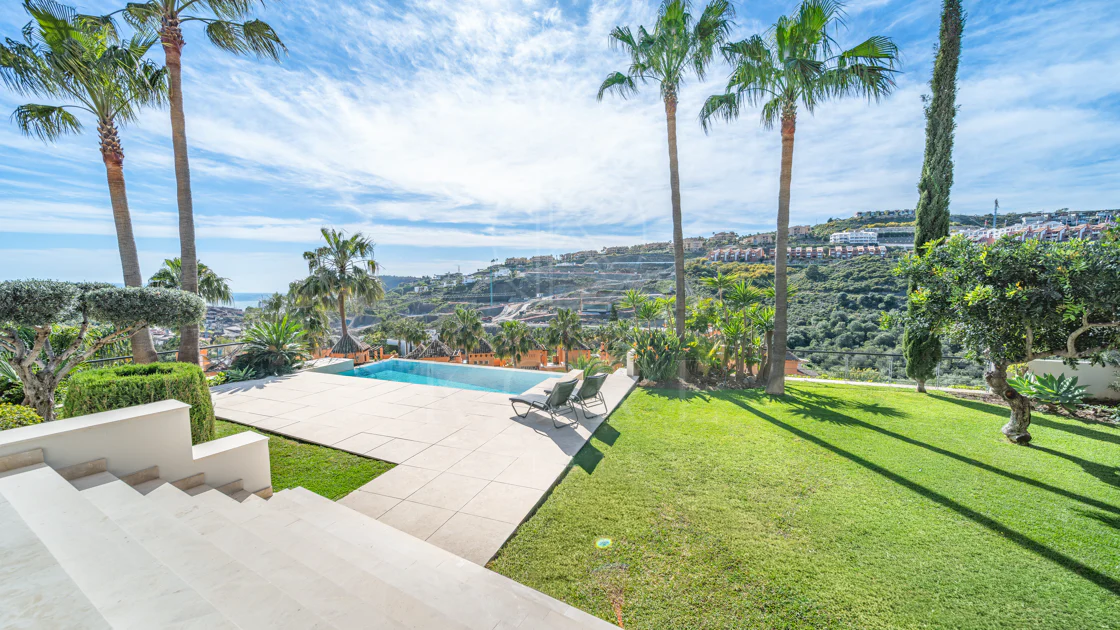 Villa con vistas al mar en La Alquería, Benahavís