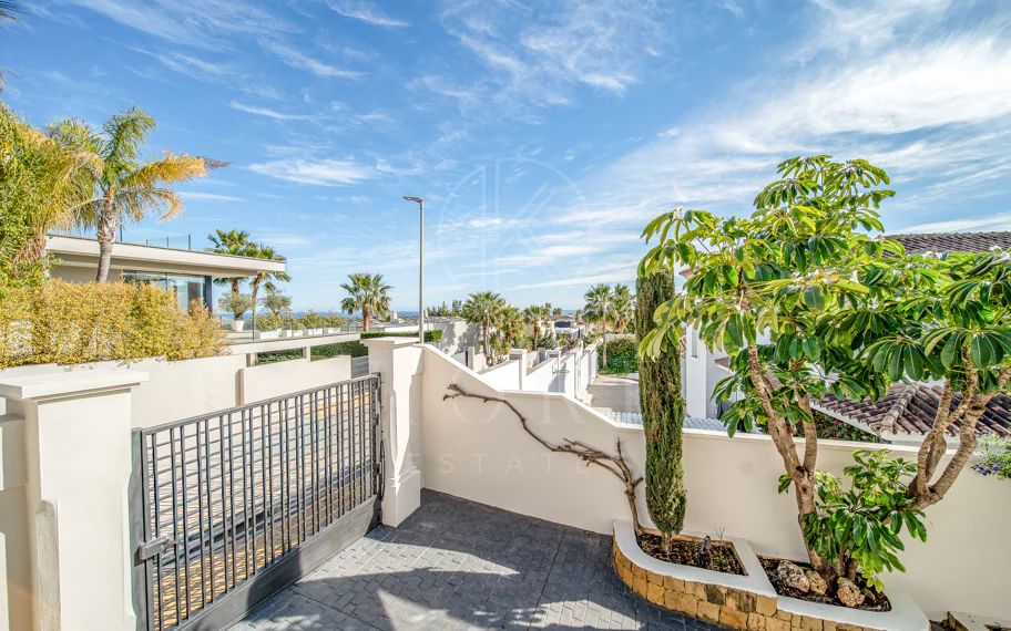 Villa con vistas al mar en La Alquería, Benahavís