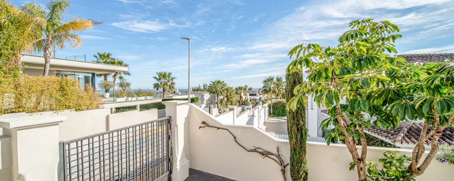 Villa con vistas al mar en La Alquería, Benahavís