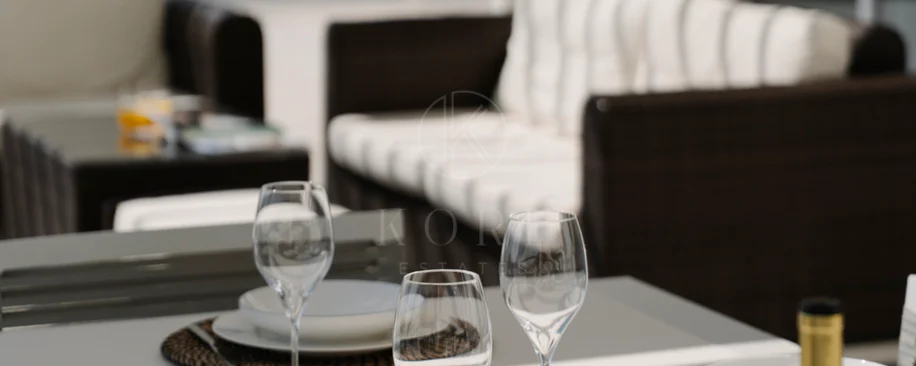 Exclusive Villa in Nueva Andalucía with Panoramic Views
