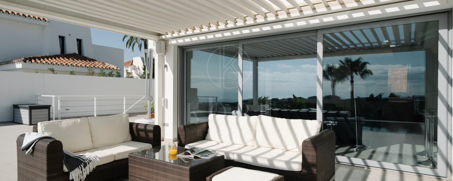 Exclusive Villa in Nueva Andalucía with Panoramic Views