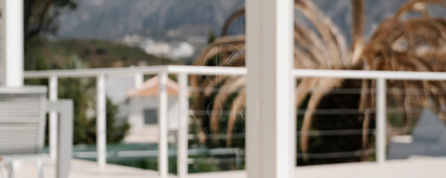 Exclusive Villa in Nueva Andalucía with Panoramic Views