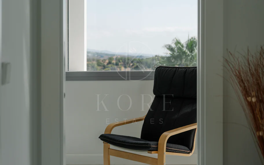 Exclusiva villa en Nueva Andalucía con vistas panorámicas