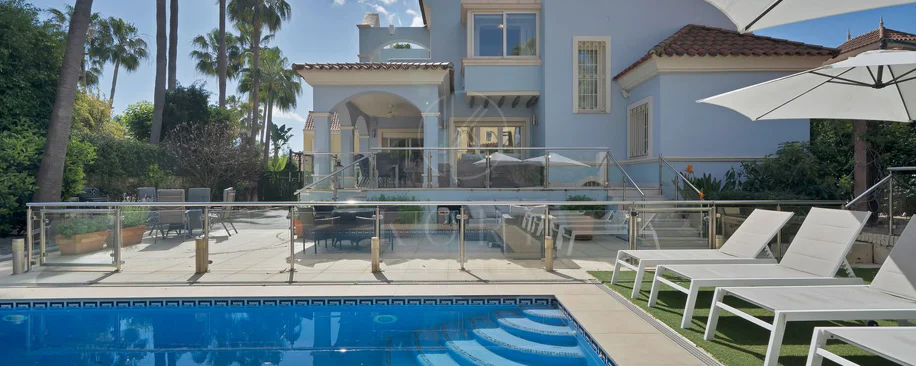 Villa en venta en Marbella - Puerto Banus