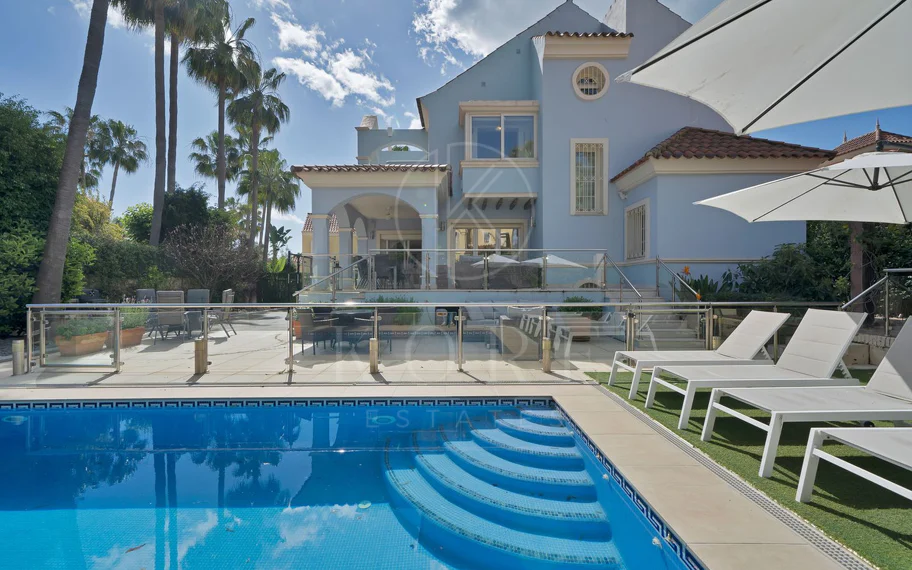 Villa en venta en Marbella - Puerto Banus