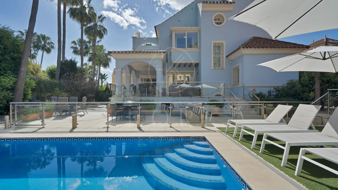 Villa en venta en Marbella - Puerto Banus