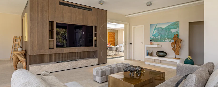 Villa en venta en El Rosario, Marbella Este