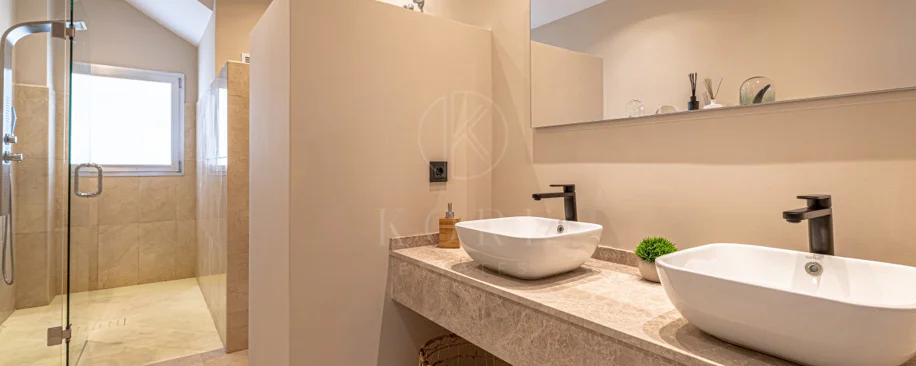 Villa en venta en El Rosario, Marbella Este