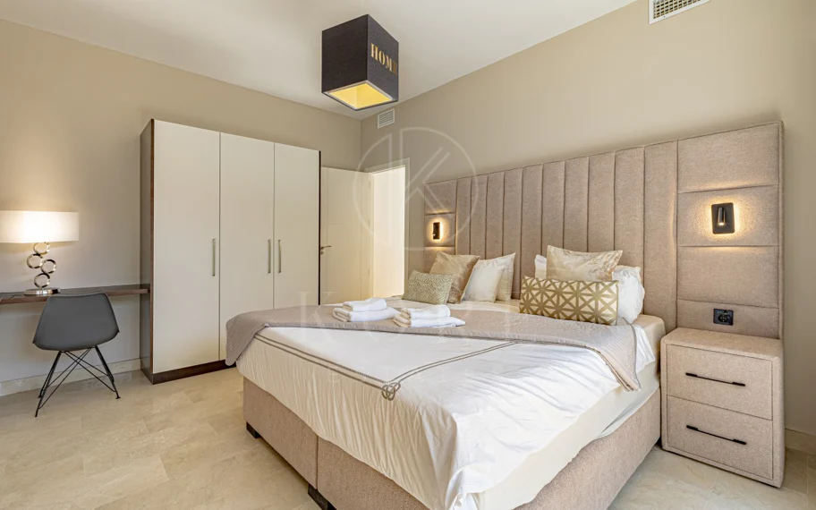 Villa en venta en El Rosario, Marbella Este