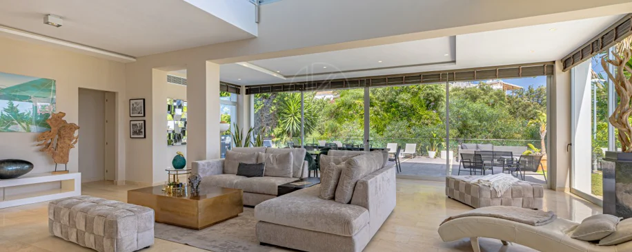 Villa en venta en El Rosario, Marbella Este