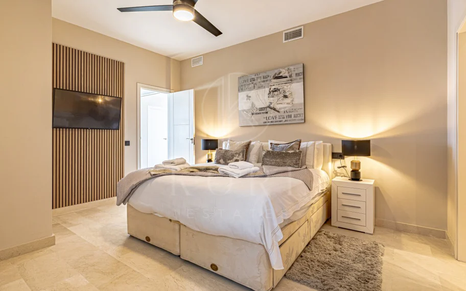 Villa en venta en El Rosario, Marbella Este