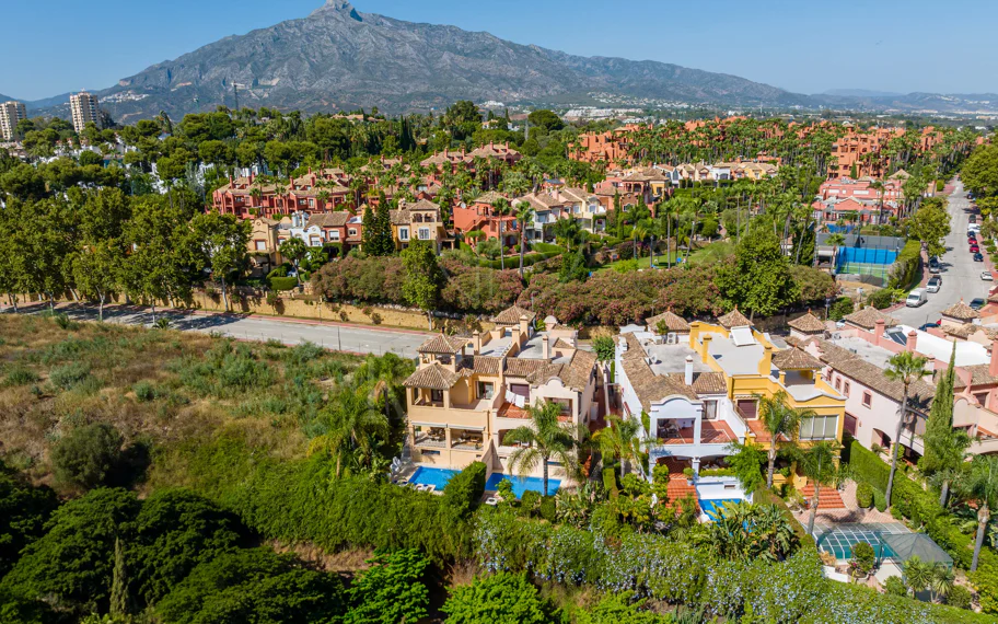 Villa adosada situada en el complejo Vasari