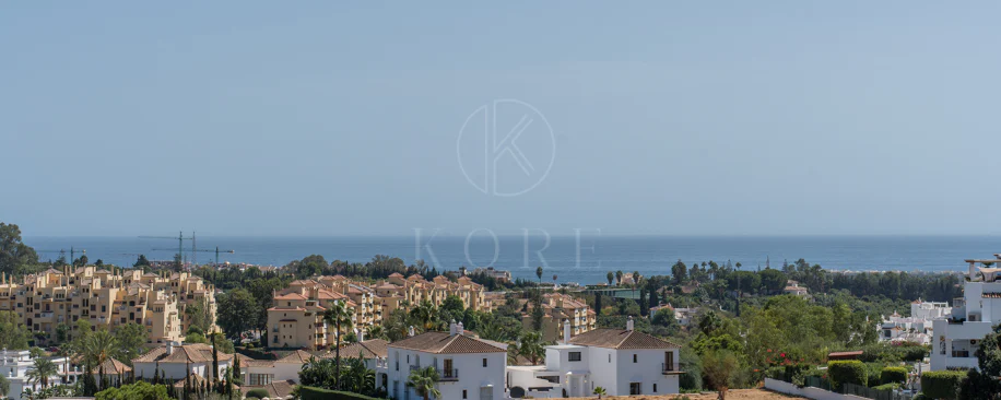 Villa Reformada con Orientación Sur y Vistas al Mar