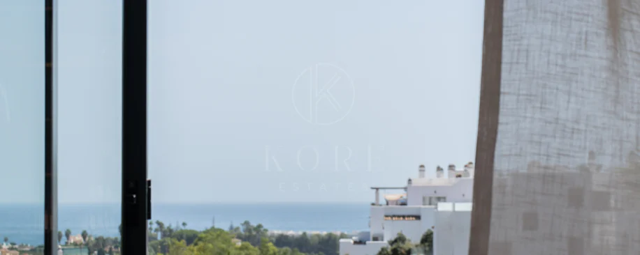 Villa Reformada con Orientación Sur y Vistas al Mar