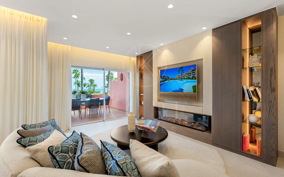 APARTAMENTO EN PRIMERA LÍNEA DE PLAYA - CABO BERMEJO - ESTEPONA