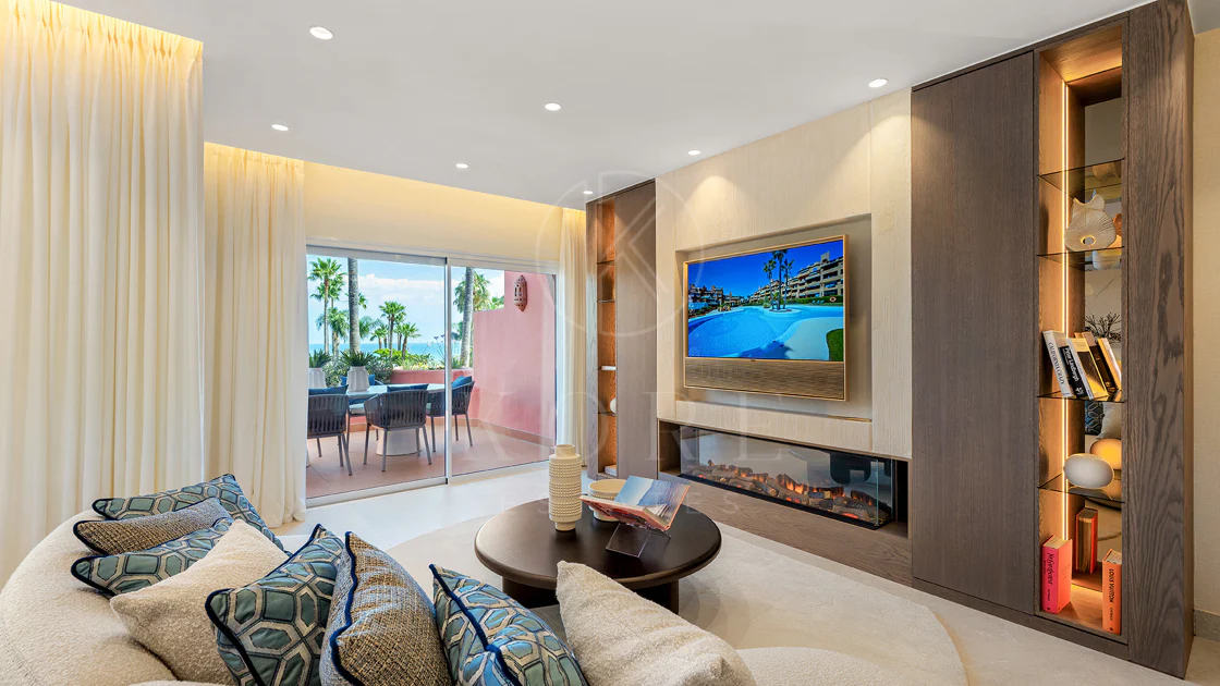 APARTAMENTO EN PRIMERA LÍNEA DE PLAYA - CABO BERMEJO - ESTEPONA
