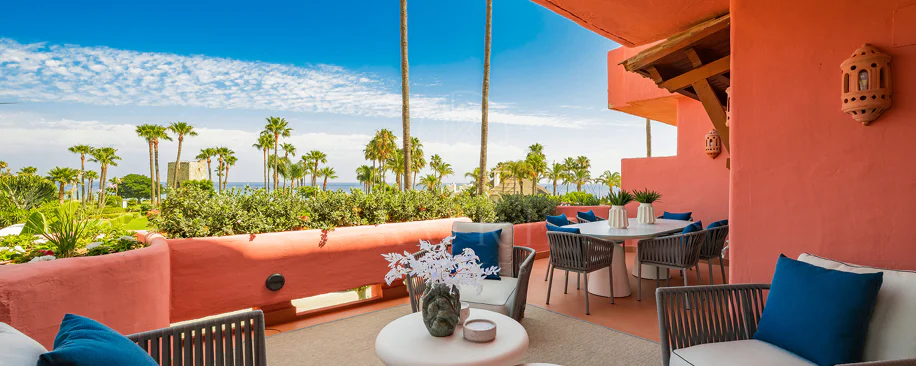 APARTAMENTO EN PRIMERA LÍNEA DE PLAYA - CABO BERMEJO - ESTEPONA