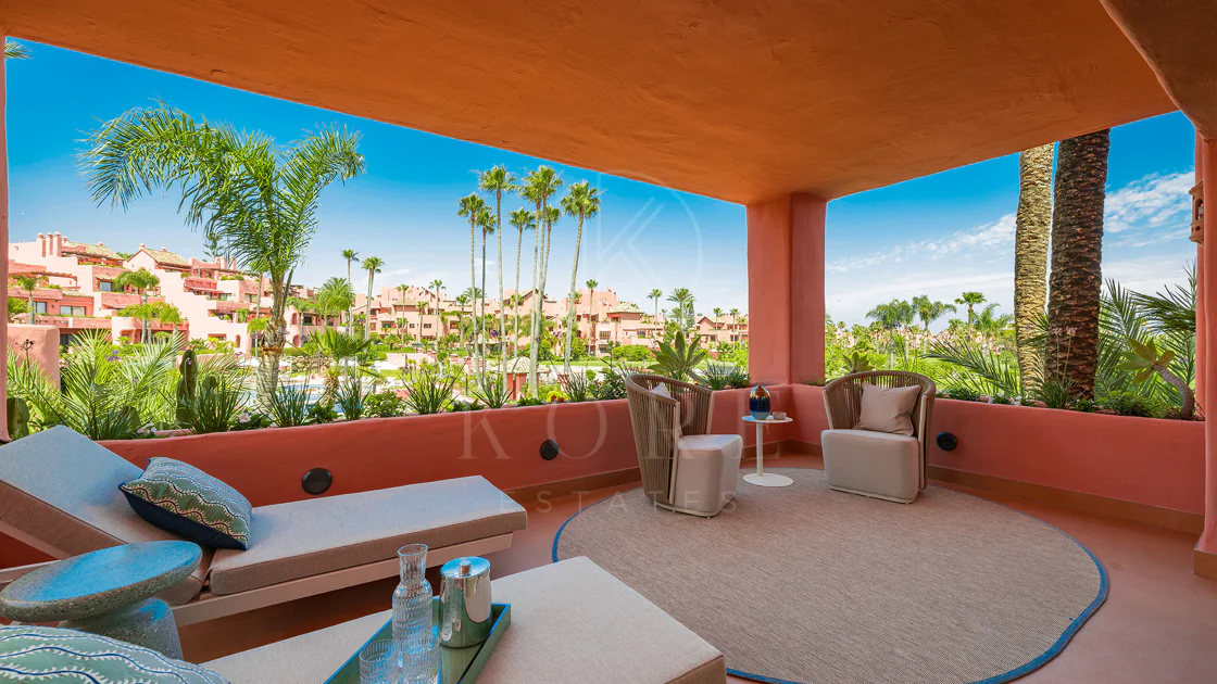 APARTAMENTO EN PRIMERA LÍNEA DE PLAYA - CABO BERMEJO - ESTEPONA