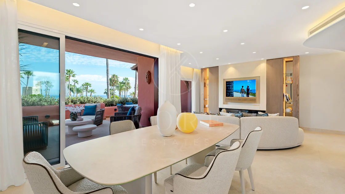 APARTAMENTO EN PRIMERA LÍNEA DE PLAYA - CABO BERMEJO - ESTEPONA