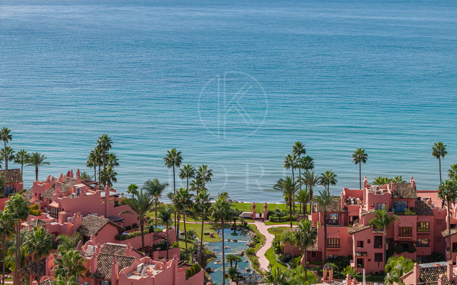 APARTAMENTO EN PRIMERA LÍNEA DE PLAYA - CABO BERMEJO - ESTEPONA