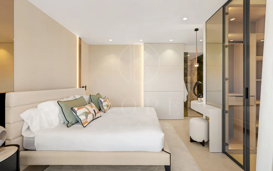 APARTAMENTO EN PRIMERA LÍNEA DE PLAYA - CABO BERMEJO - ESTEPONA