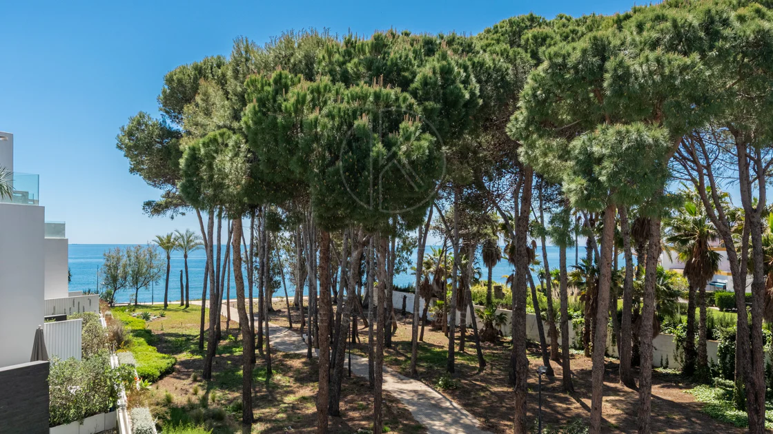 THE ISLAND, Estepona — Exclusiva Residencia de Obra Nueva con Vistas al Mar y a la Montaña