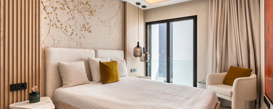 THE ISLAND, Estepona — Exclusiva Residencia de Obra Nueva con Vistas al Mar y a la Montaña