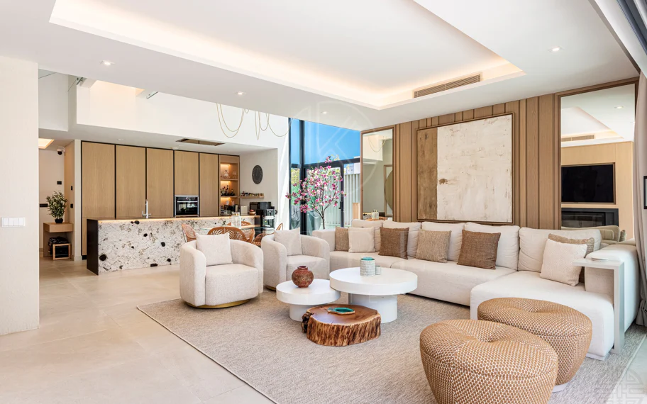 THE ISLAND, Estepona — Exclusiva Residencia de Obra Nueva con Vistas al Mar y a la Montaña