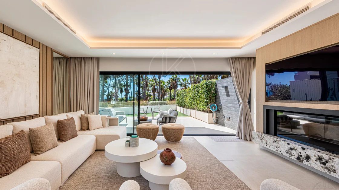 THE ISLAND, Estepona — Exclusiva Residencia de Obra Nueva con Vistas al Mar y a la Montaña