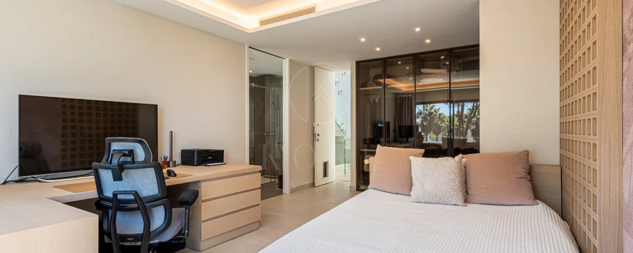 THE ISLAND, Estepona — Exclusiva Residencia de Obra Nueva con Vistas al Mar y a la Montaña