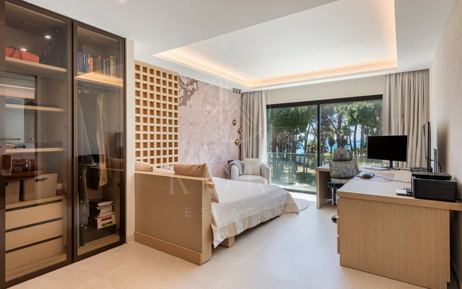THE ISLAND, Estepona — Exclusiva Residencia de Obra Nueva con Vistas al Mar y a la Montaña