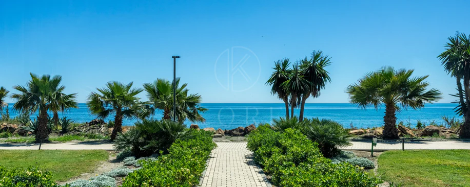 THE ISLAND, Estepona — Exclusiva Residencia de Obra Nueva con Vistas al Mar y a la Montaña