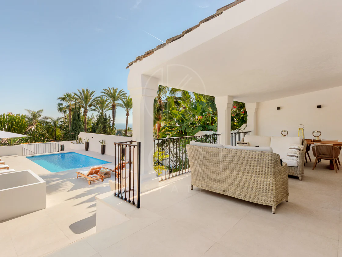 Villa Verano - Stunning recently renovated villa with excellent sea views situated in Sierra Blanca, Marbella