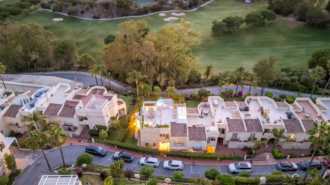 Vilă elegantă de familie cu vedere panoramică la terenul de golf și munți în La Quinta Hills