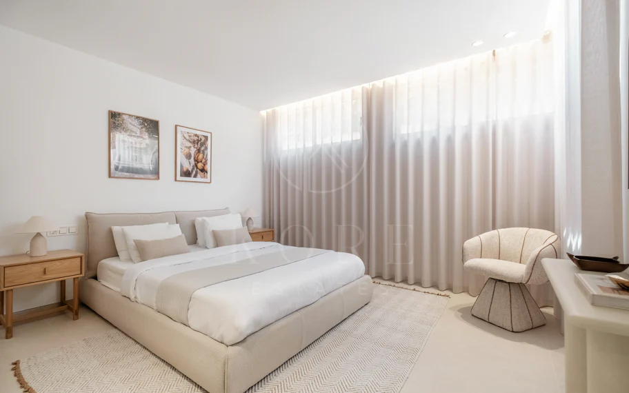 Elegante villa familiar con vistas panorámicas al golf y a la montaña en La Quinta Hills