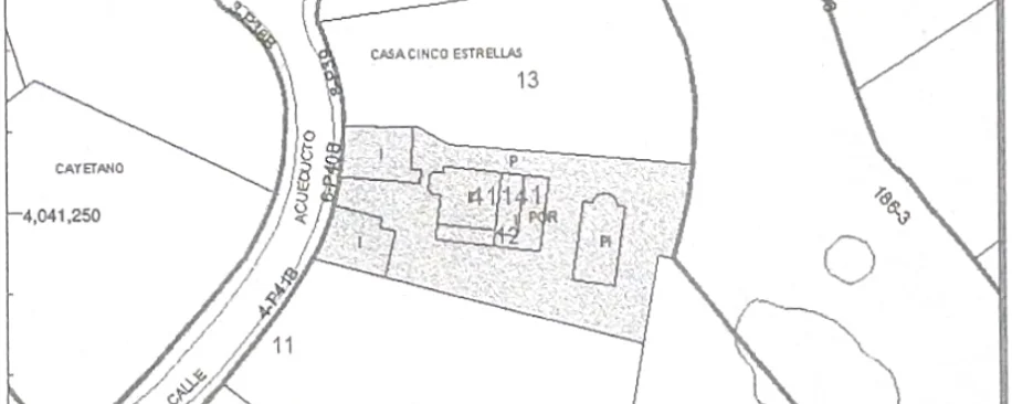 Villa de lujo de 4 dormitorios en Nueva Andalucía a poca distancia a pie de Puerto Banús