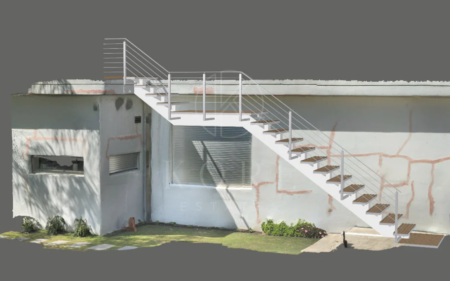 Villa de lujo de 4 dormitorios en Nueva Andalucía a poca distancia a pie de Puerto Banús