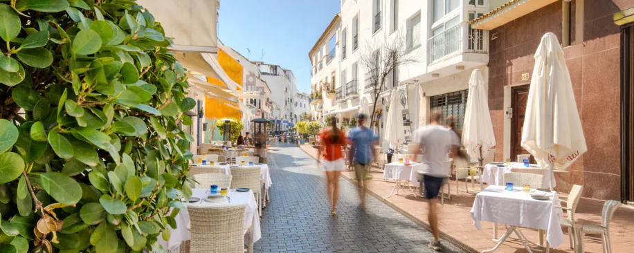 Joya arquitectónica en la calle más emblemática de Estepona